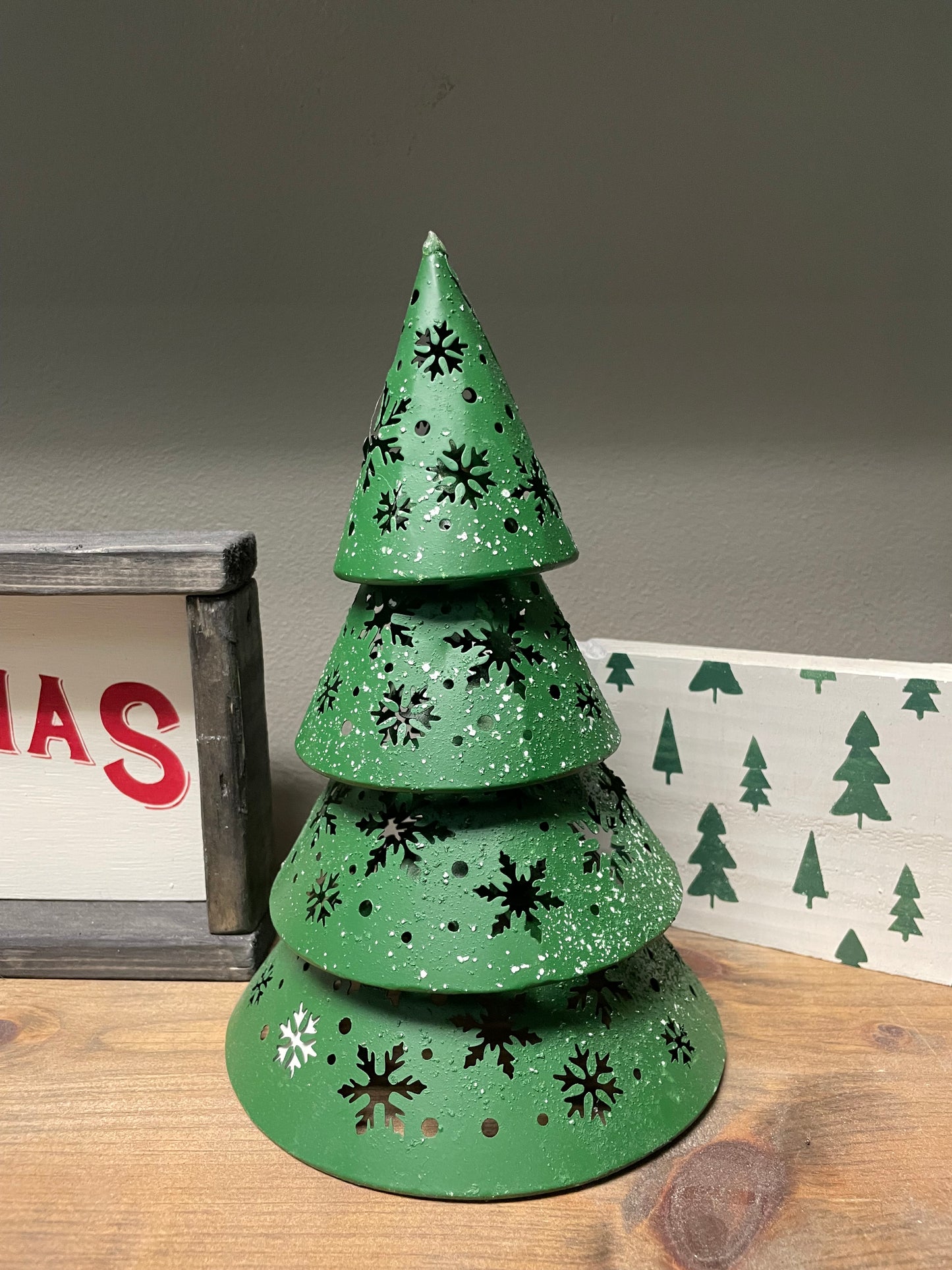 Green Metal Christmas Tree - Small